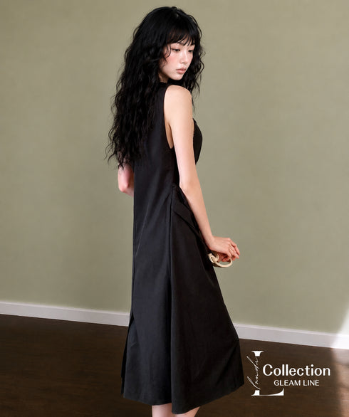 Half High Collar Dress