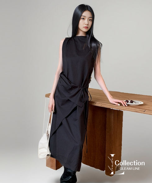 Half High Collar Dress