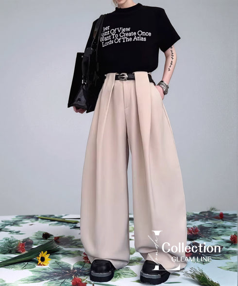 Volume Tuck Wide Silhouette Pants