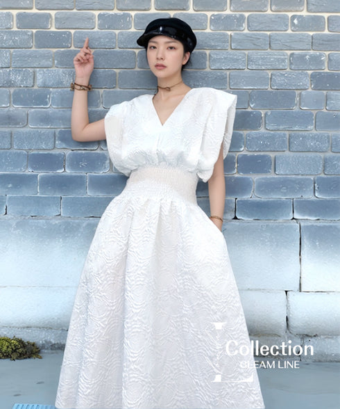 Double V-neck Ripple Dress