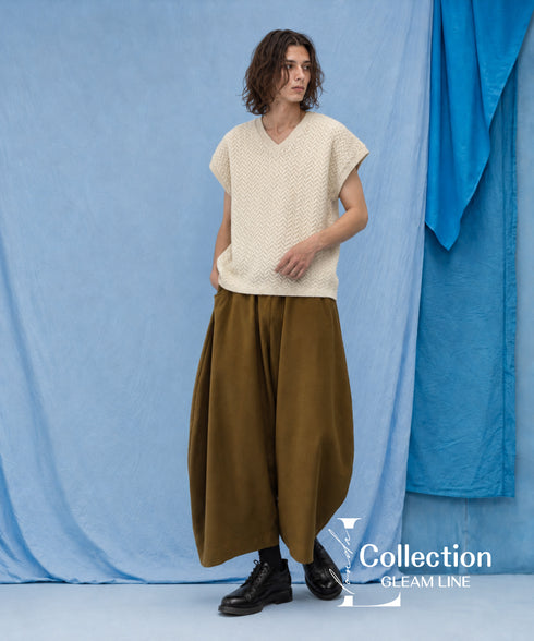 Volume Tuck Cropped Wide Pants