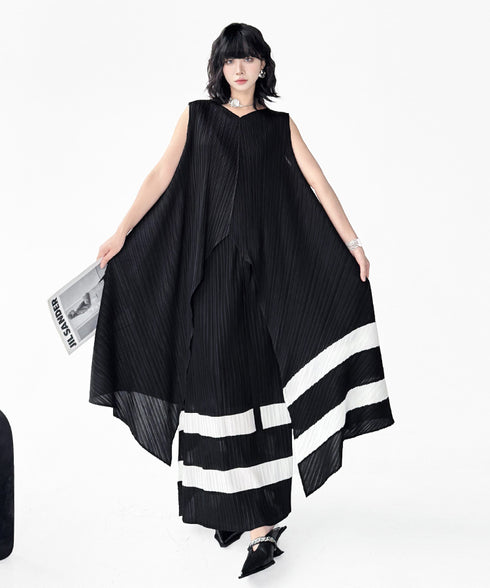 Pleated Contrast Stripe Series