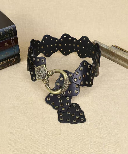 Crest Eyelet Belt