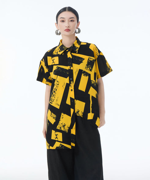 Geometric Print Angle-Hem Blouse