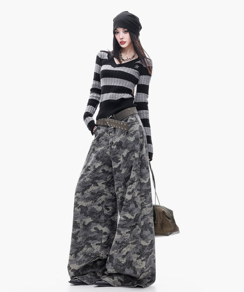 Cable Stripe VNeck Top