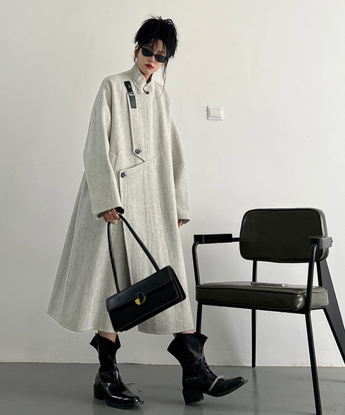 Side Line V-neck Dress