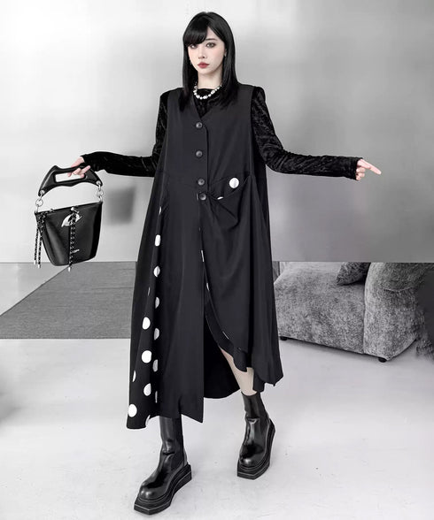 Layered Dot Panel V Neck vest