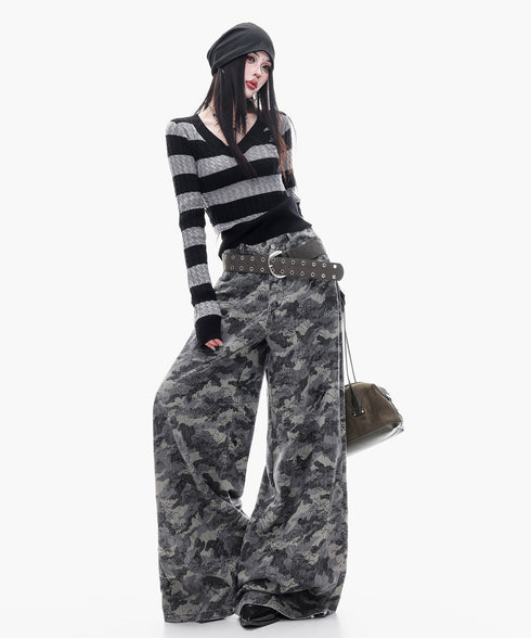 Cable Stripe VNeck Top