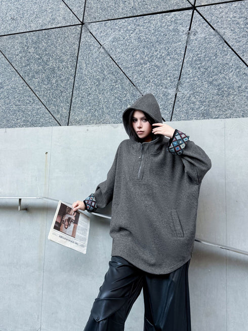 Pattern Cuff Hooded Top