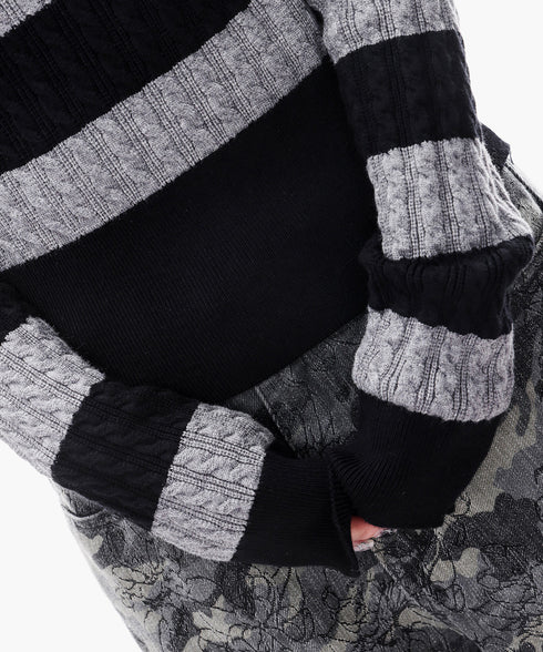 Cable Stripe VNeck Top