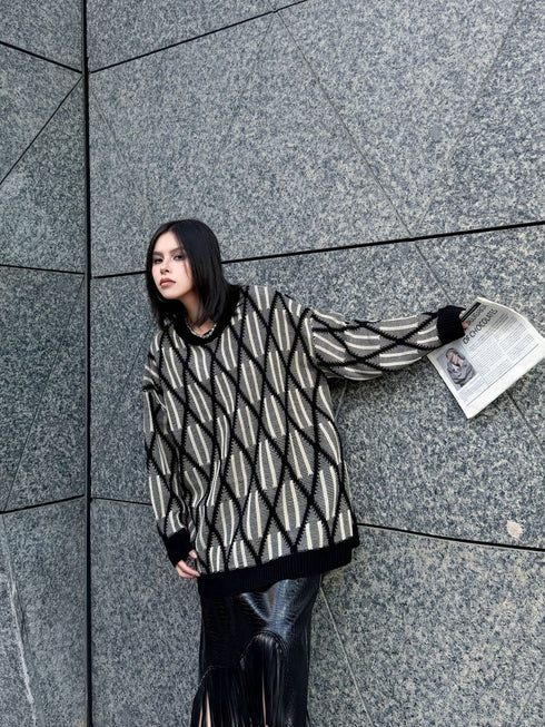 Geometric Pattern Knit Sweater