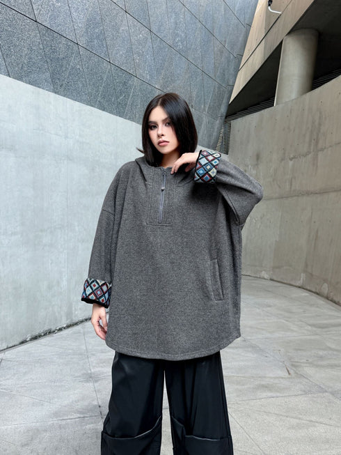 Pattern Cuff Hooded Top