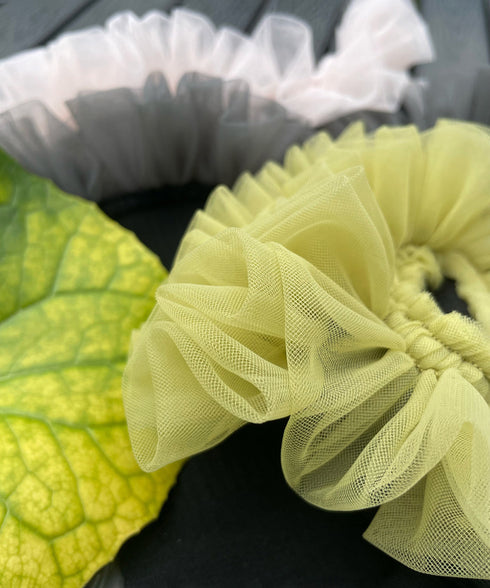 Halo Frill Rib Socks