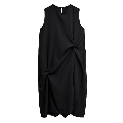 Twist Detail Sleeveless Dress