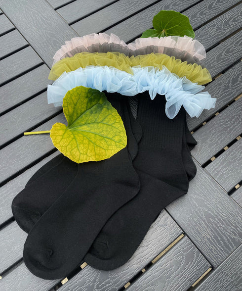 Halo Frill Rib Socks