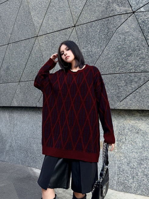 Geometric Pattern Knit Sweater