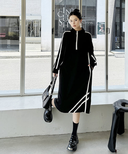 Line Zip Dress