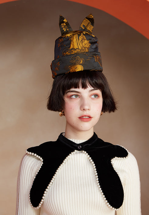 Velvet Pearl Trim Collar