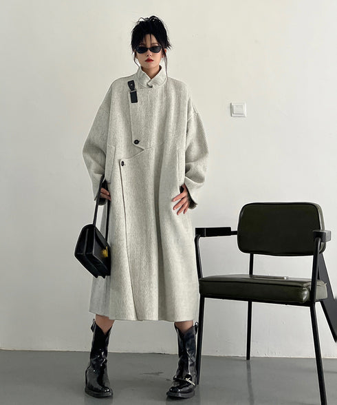 Side Line V-neck Dress