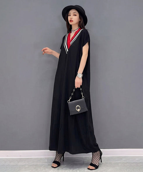 Line Collar Dress