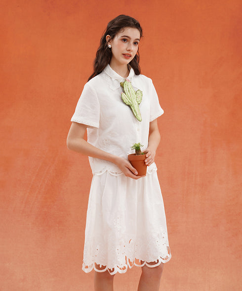 Embroidered Collar Short Sleeve Blouse