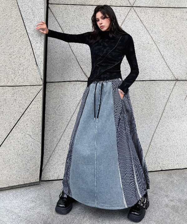 Grid Trace Skirt