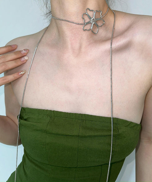 Petal Trace Necklace
