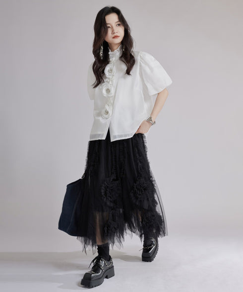 Floral Appliqué Puff Blouse