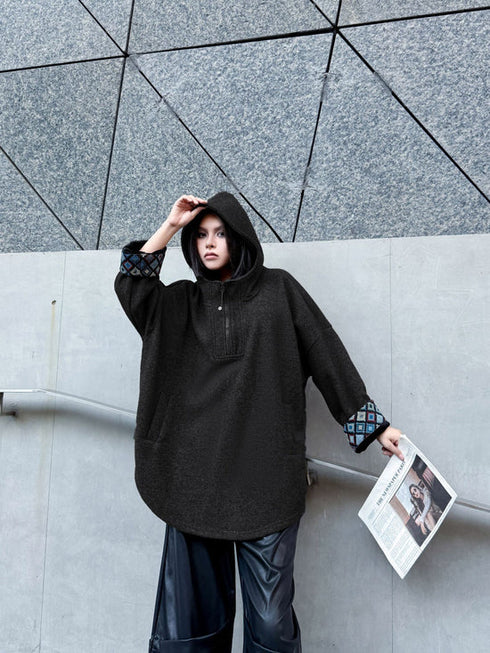 Pattern Cuff Hooded Top