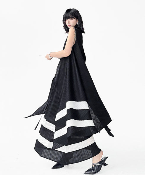 Pleated Contrast Stripe Series