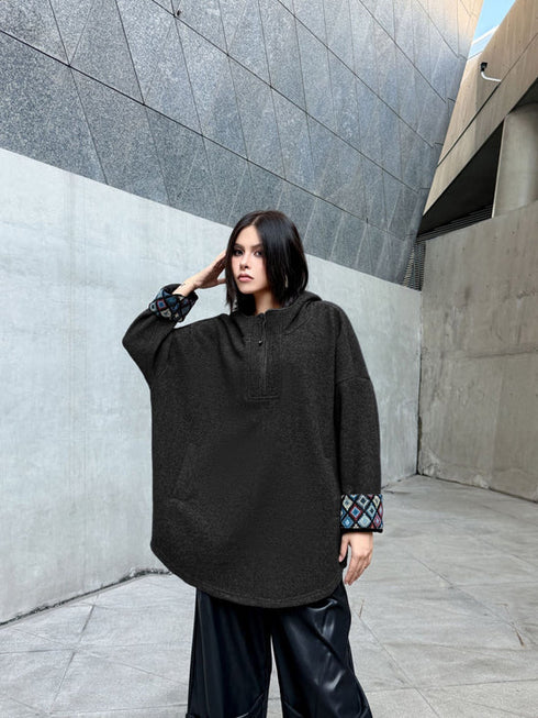 Pattern Cuff Hooded Top