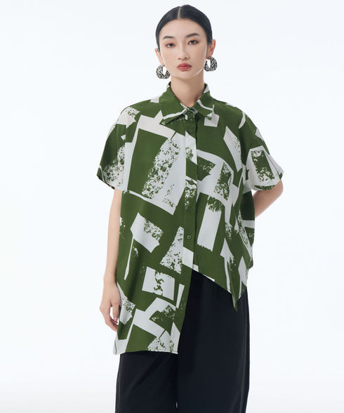 Geometric Print Angle-Hem Blouse