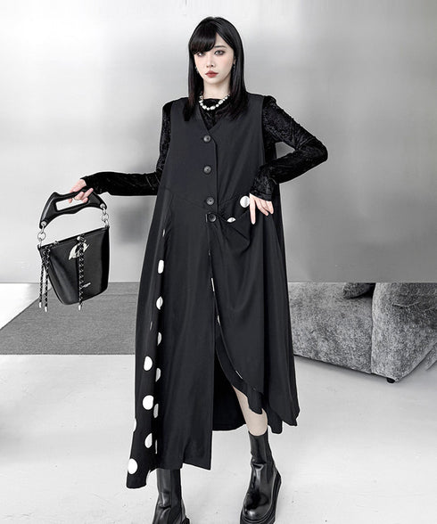 Layered Dot Panel V Neck vest