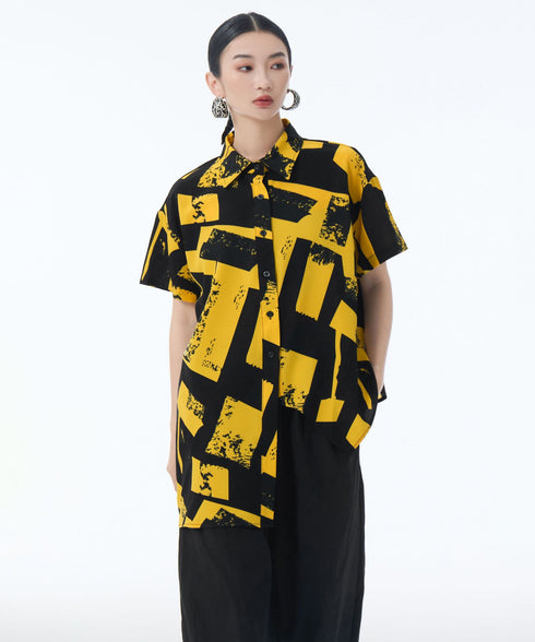 Geometric Print Angle-Hem Blouse