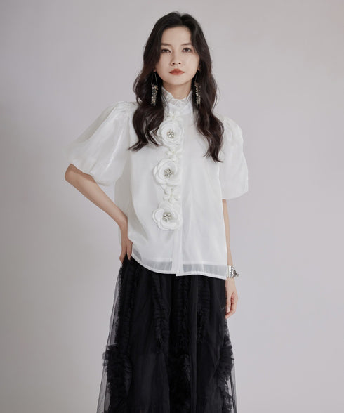 Floral Appliqué Puff Blouse