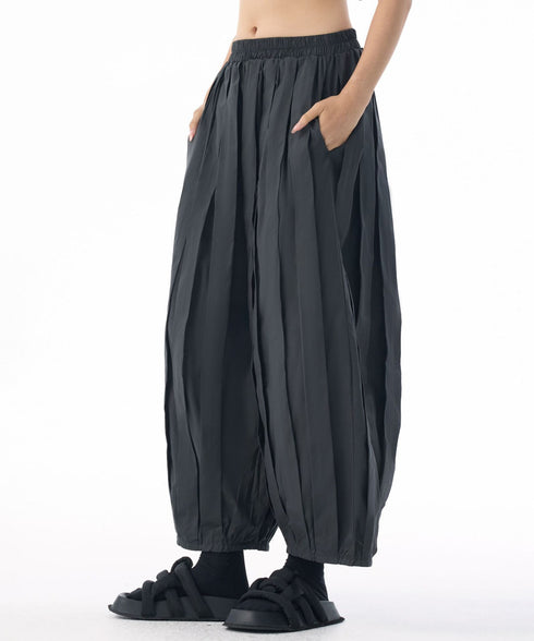 Pleated Volume Balloon Pants
