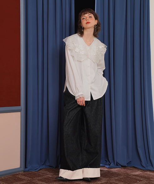 Embroidered Bird Collar Blouse