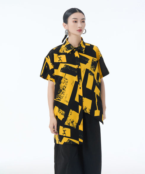 Geometric Print Angle-Hem Blouse