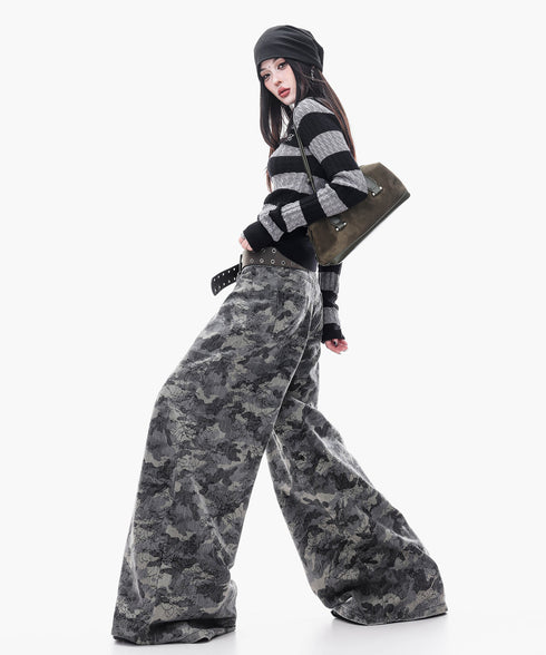 Cable Stripe VNeck Top