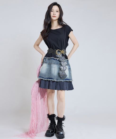 Crest Eyelet Belt