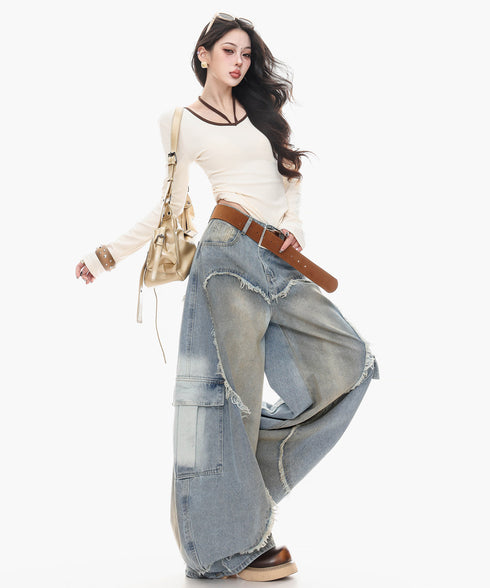 Back Line Strap V Neck Top