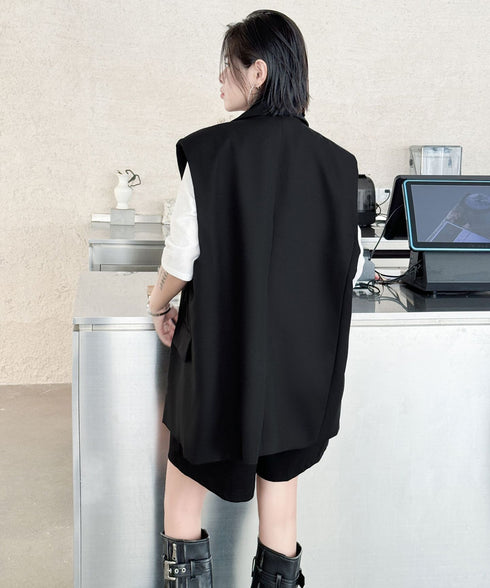 Minimal Structure Vest