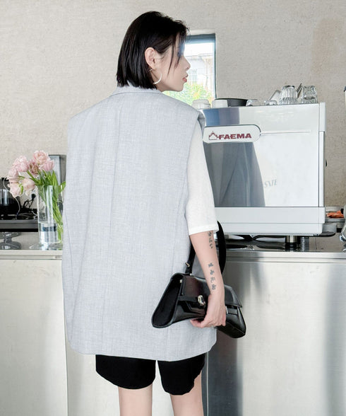 Minimal Structure Vest