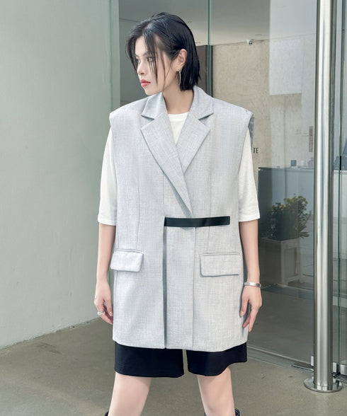 Minimal Structure Vest