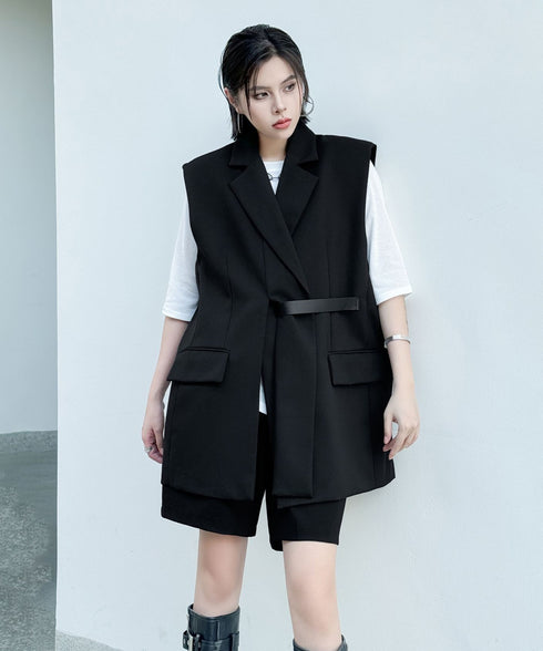 Minimal Structure Vest