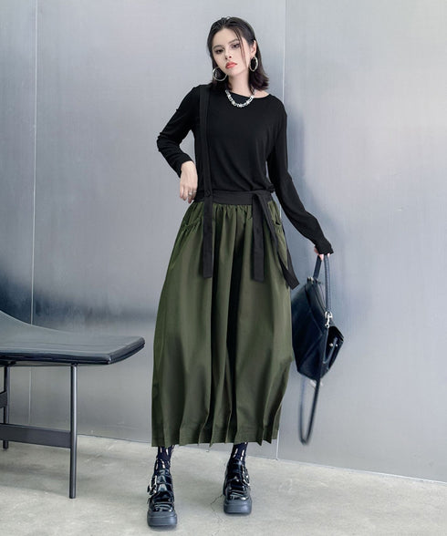Cord Loose Suspender Skirt
