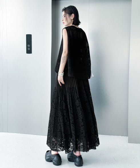 Bicolor Pleated Lace Skirt