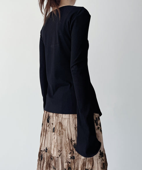 Wood Button Waist-Fit Top