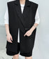 Minimal Structure Vest