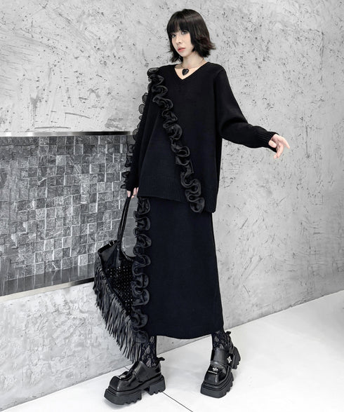 Ruffle Line Sweater & Skirt